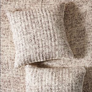 Amber Lewis for Anthropologie Gwendolen Euro Shams (2)